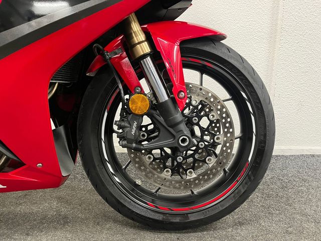 honda - cbr-650-r