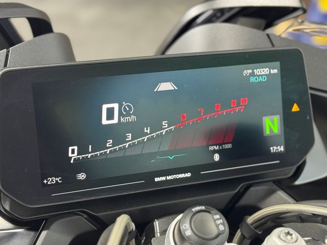 bmw - r-1250-rt
