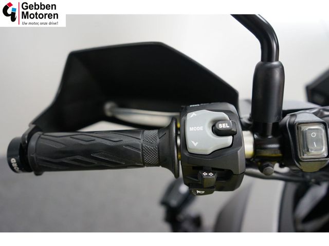 suzuki - v-strom-650-xta