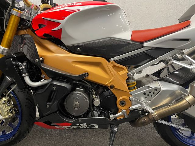 aprilia - tuono-1000-r-factory