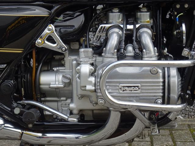 honda - gl-1000-goldwing