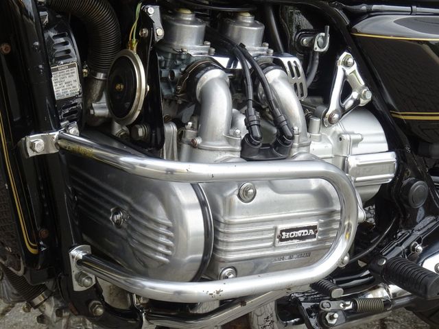 honda - gl-1000-goldwing