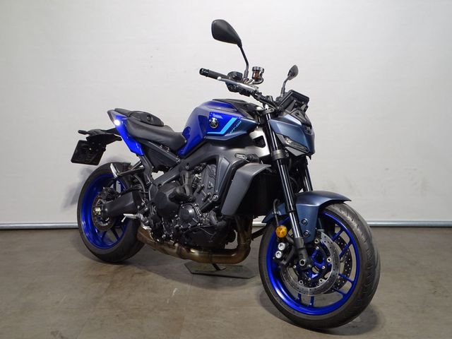 yamaha - mt-09-y-amt