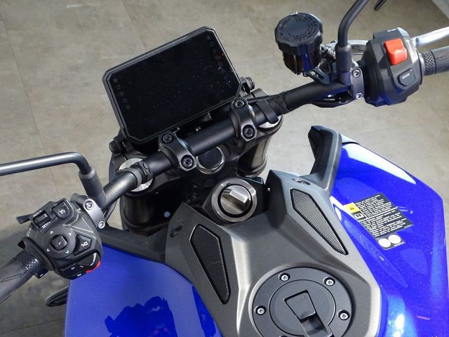 yamaha - mt-09-y-amt