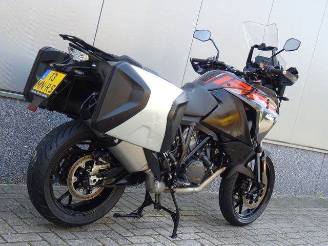 ktm - 1290-super-adventure-s