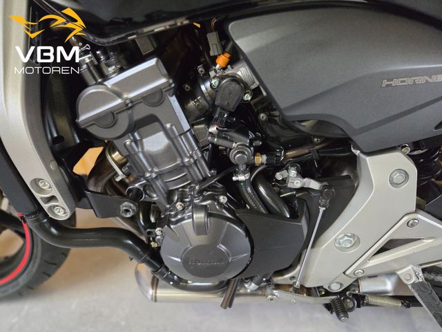 honda - cb-600-f-hornet-c-abs