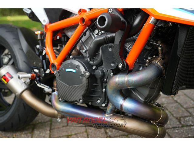ktm - 1290-super-duke-rr