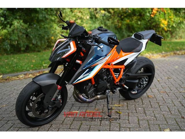ktm - 1290-super-duke-rr