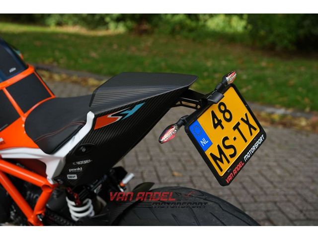 ktm - 1290-super-duke-rr
