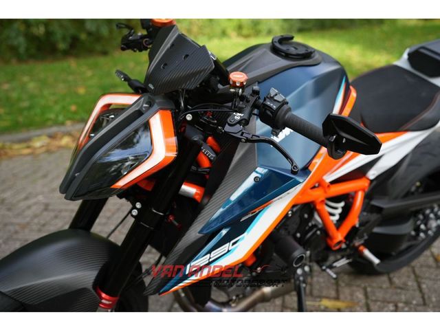 ktm - 1290-super-duke-rr