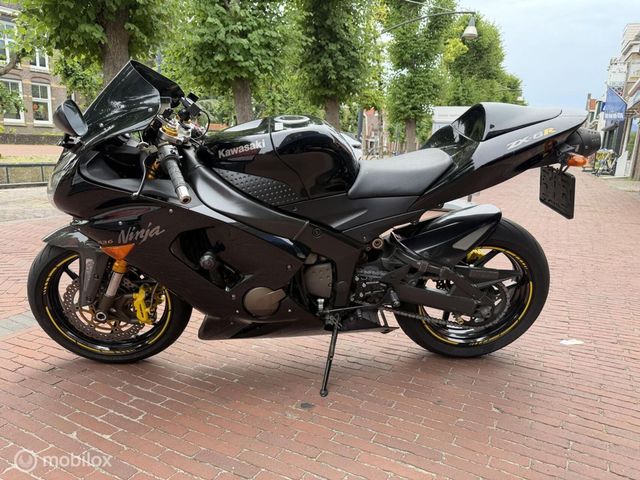 kawasaki - ninja-zx-6r