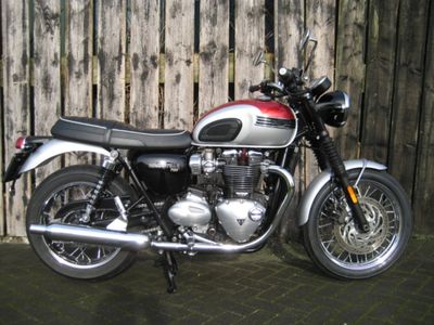 TRIUMPH BONNEVILLE  T 120 – foto 4