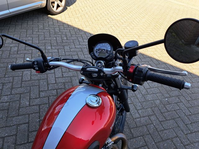 triumph - street-scrambler