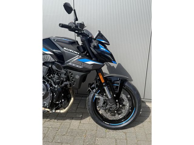 suzuki - gsx-8s