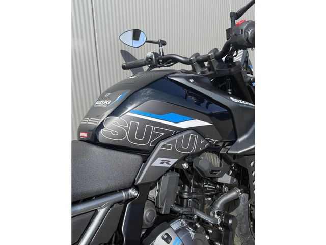 suzuki - gsx-8s