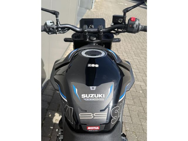 suzuki - gsx-8s