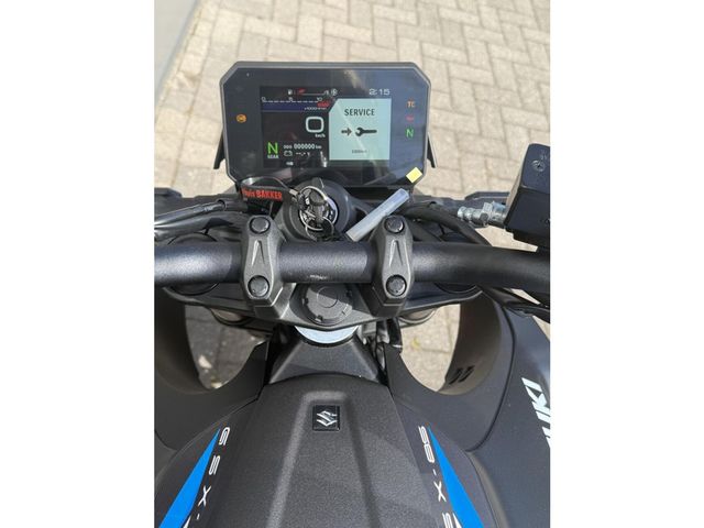 suzuki - gsx-8s