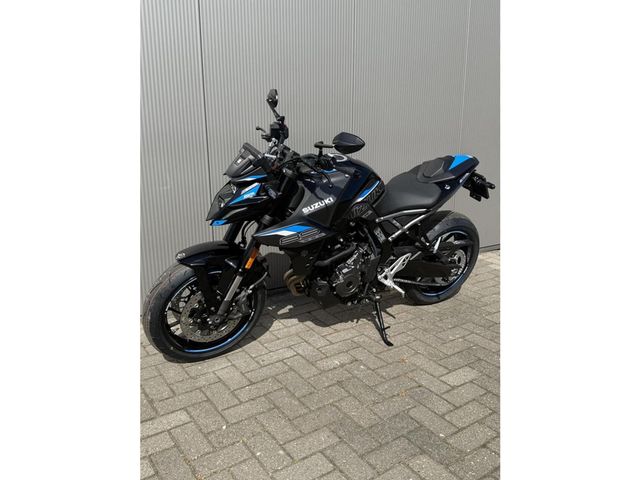 suzuki - gsx-8s