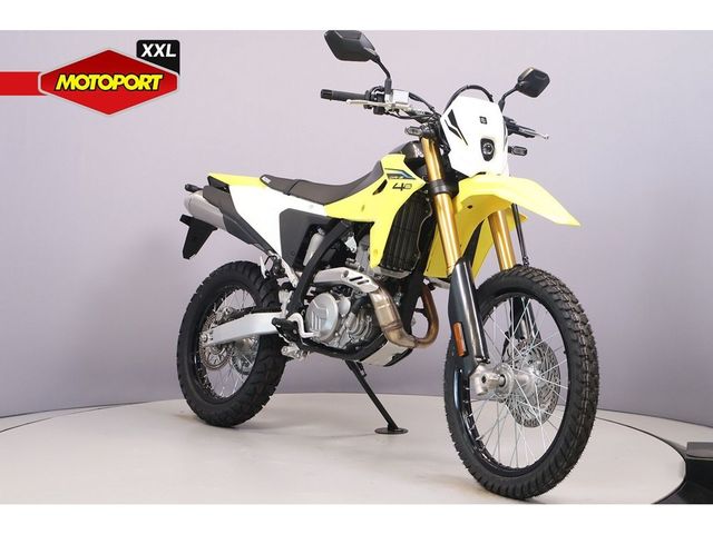 suzuki - dr-z-4-s