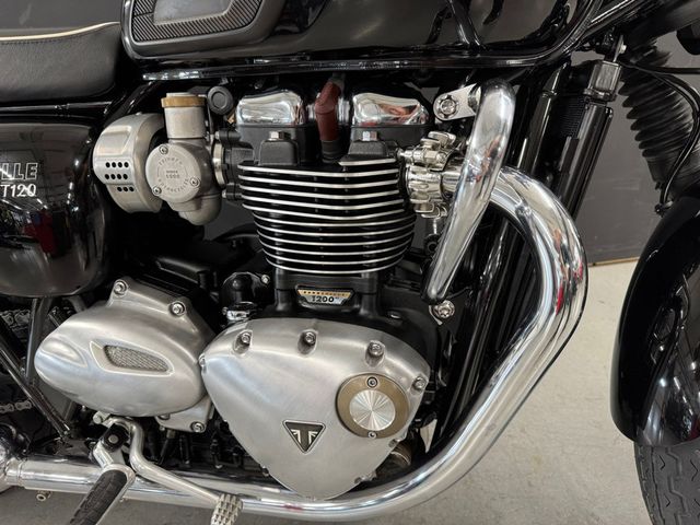 triumph - bonneville--t-120