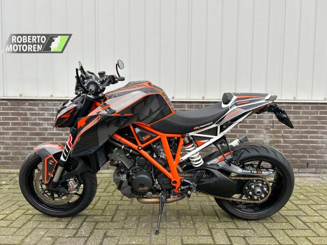 ktm - 1290-super-duke-r