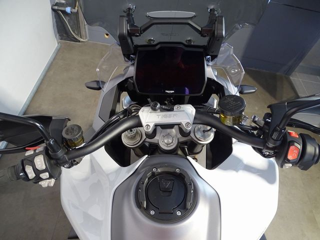 triumph - tiger-1200-gt-pro