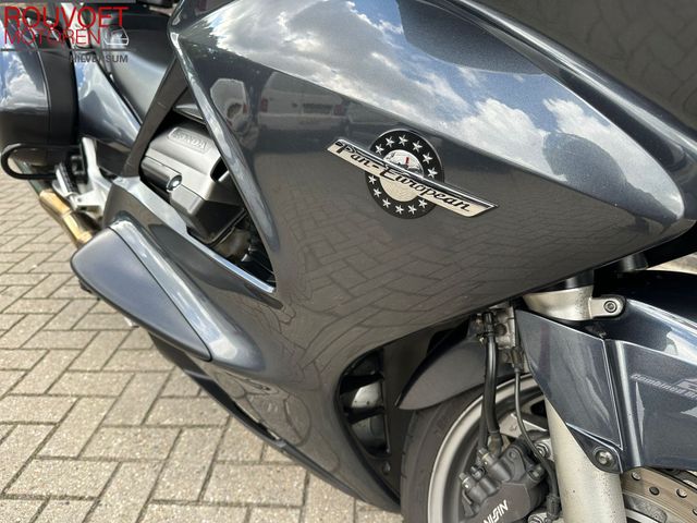 honda - st-1300-pan-european