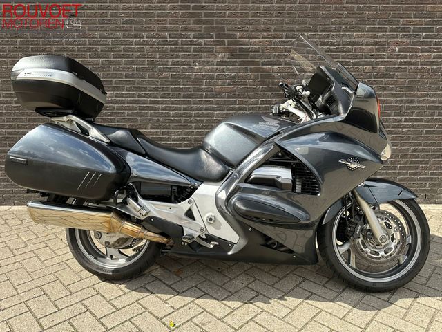 honda - st-1300-pan-european