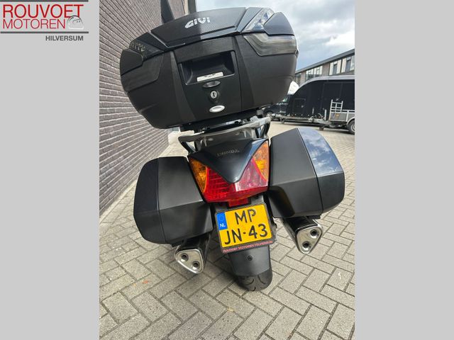 honda - st-1300-pan-european