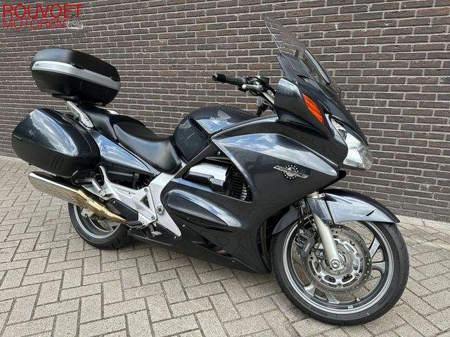 honda - st-1300-pan-european
