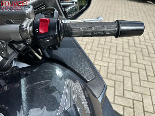 honda - st-1300-pan-european