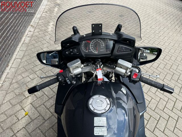 honda - st-1300-pan-european
