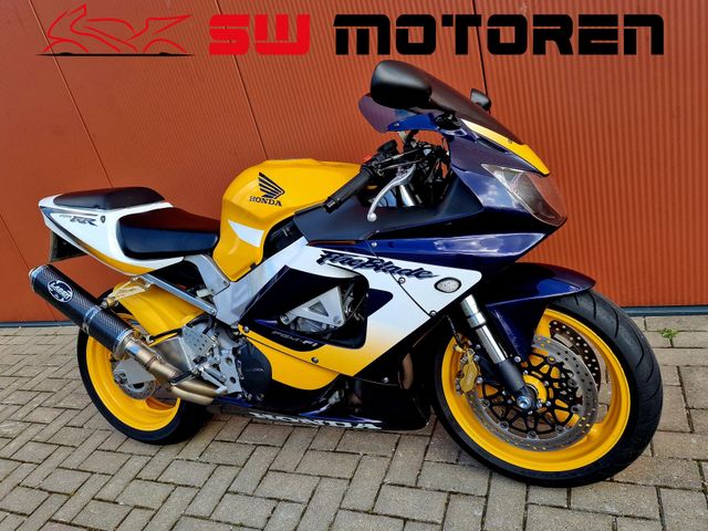 honda - cbr-900-rr-fireblade