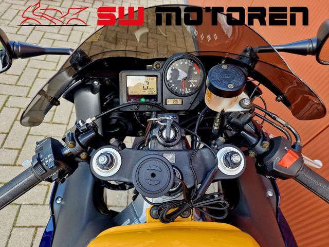 honda - cbr-900-rr-fireblade