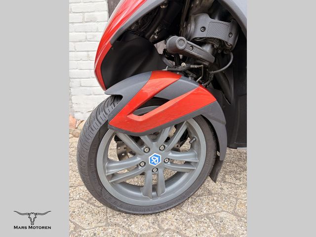 piaggio - mp3-300