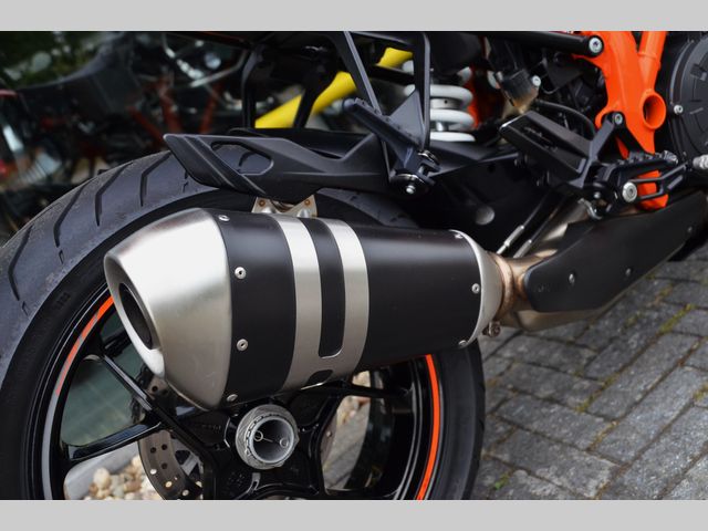ktm - 1290-super-duke-gt