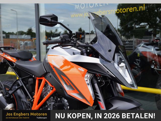 ktm - 1290-super-duke-gt