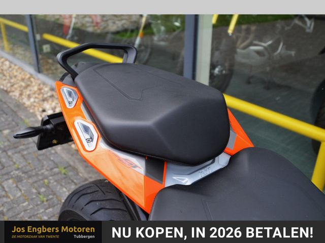 ktm - 1290-super-duke-gt