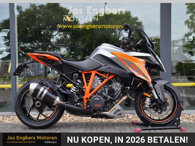 ktm - 1290-super-duke-gt