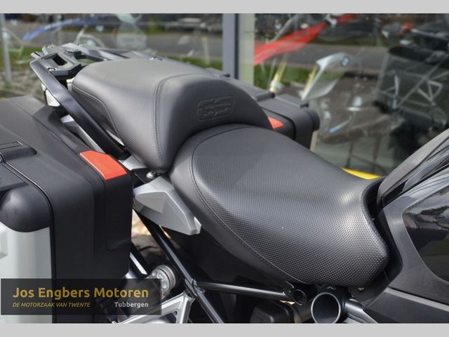 bmw - r-1250-gs-triple-black