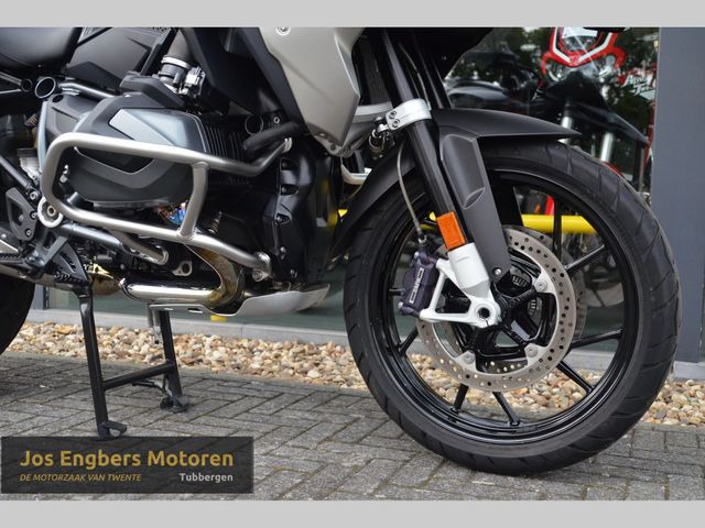 bmw - r-1250-gs-triple-black