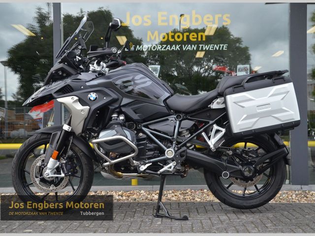 bmw - r-1250-gs-triple-black