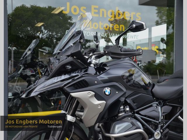 bmw - r-1250-gs-triple-black