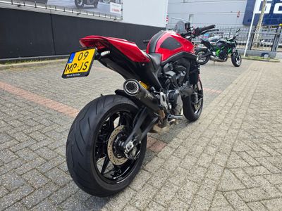 DUCATI MONSTER + 937 – foto 4