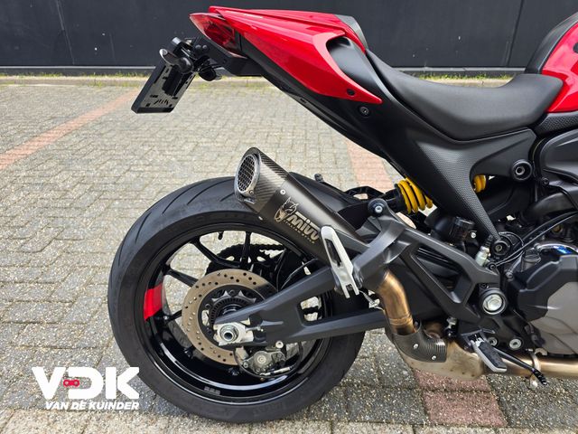 ducati - monster--