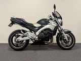 SUZUKI GSR 600