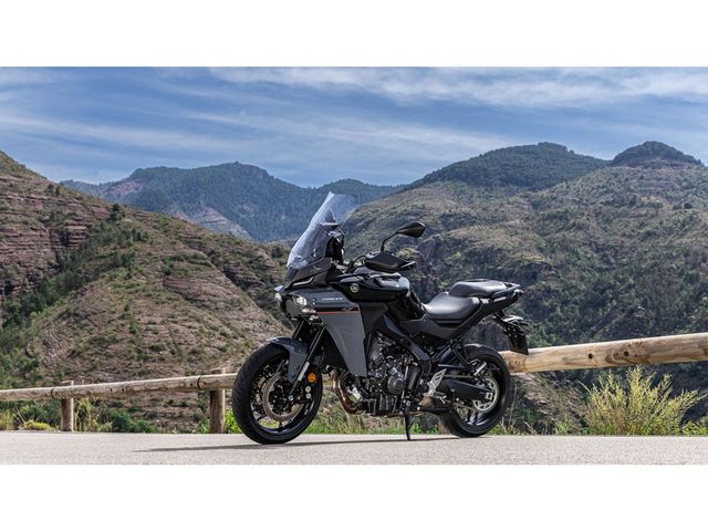 yamaha - tracer-9