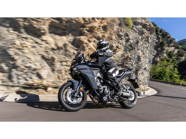 yamaha - tracer-9