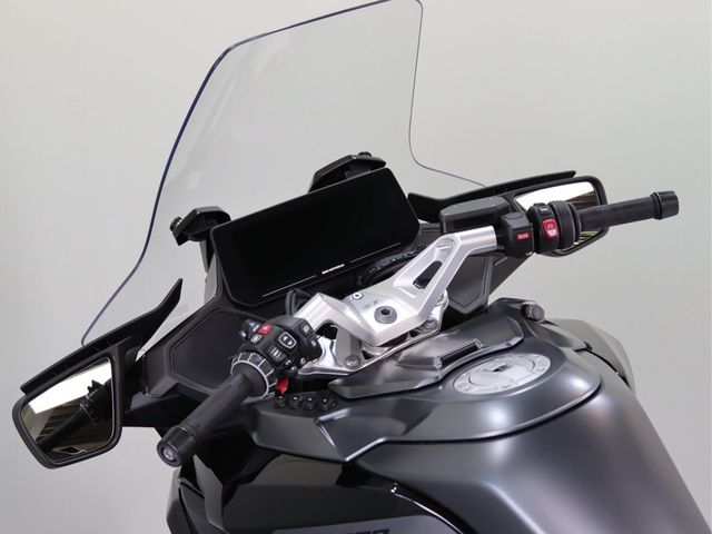 bmw - r-1300-rt
