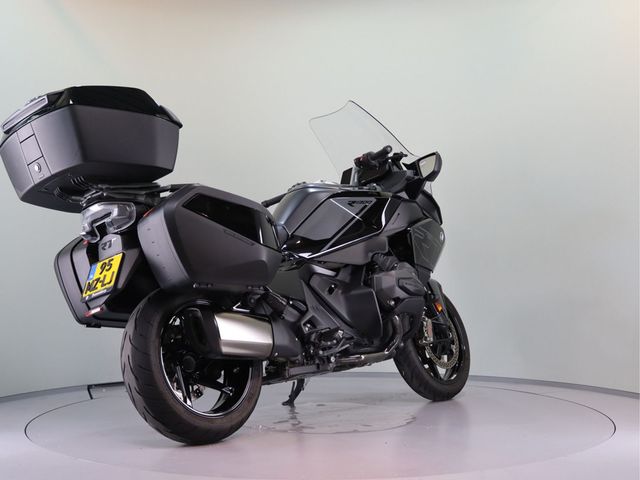 bmw - r-1300-rt